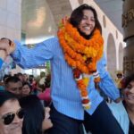 देहरादून में भारतीय टीम की स्टार प्लेयर स्नेह राणा का जोरदार स्वागत